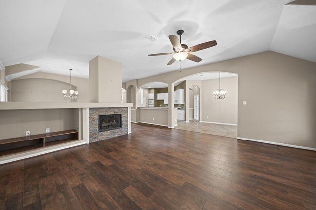 1203 Lake Shore Drive, Pearland, TX 77581