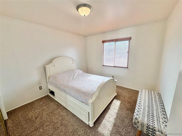 1520 Westbury Drive, Davison, MI 48423