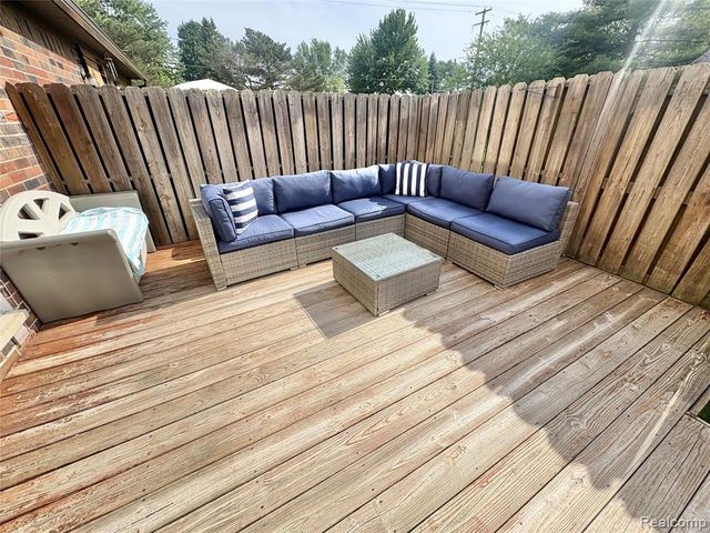 1520 Westbury Drive, Davison, MI 48423