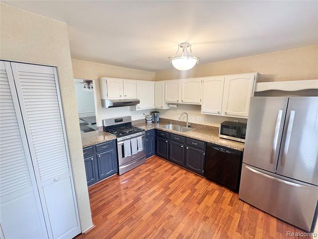 1520 Westbury Drive, Davison, MI 48423