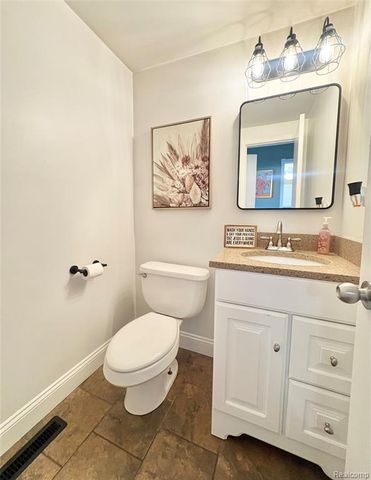 1520 Westbury Drive, Davison, MI 48423