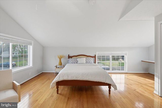 105 BAKER LN, Sterling, VA 20164