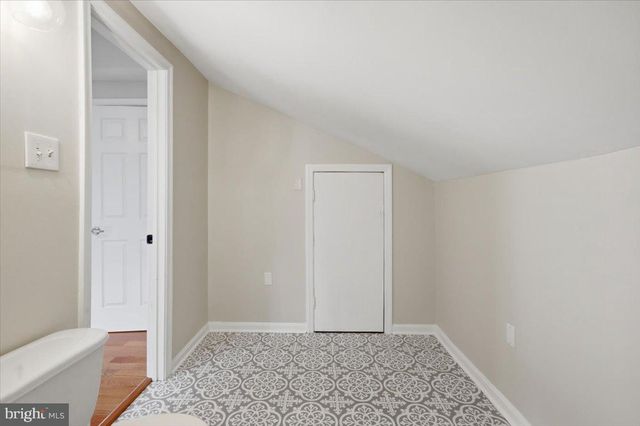 105 BAKER LN, Sterling, VA 20164
