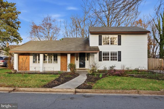 105 BAKER LN, Sterling, VA 20164