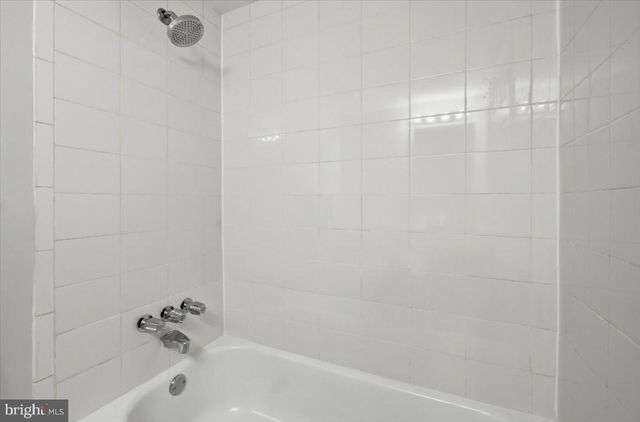 105 BAKER LN, Sterling, VA 20164