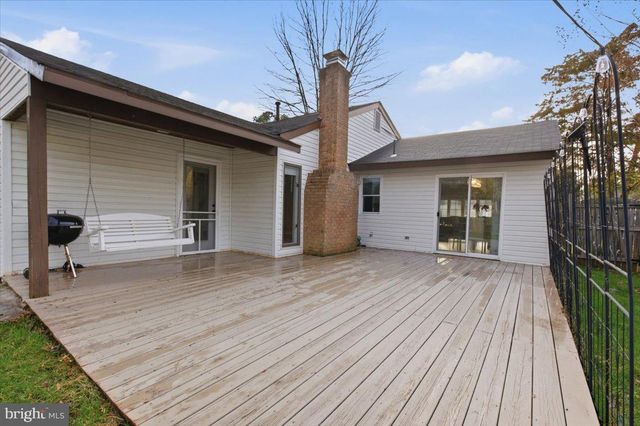 105 BAKER LN, Sterling, VA 20164