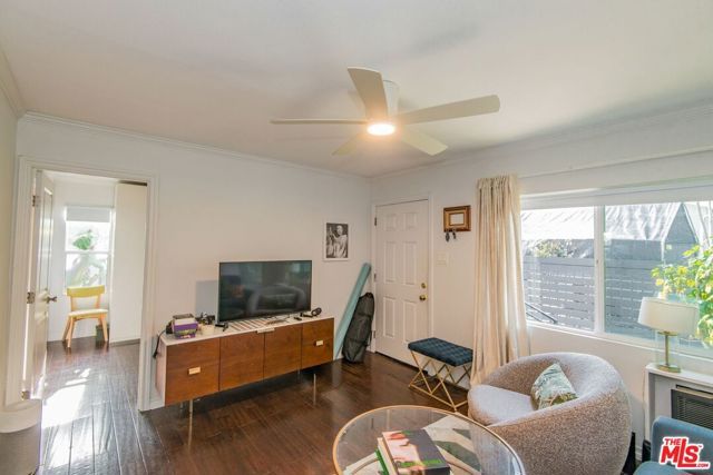 2962 S West View Street, Los Angeles, CA 90016