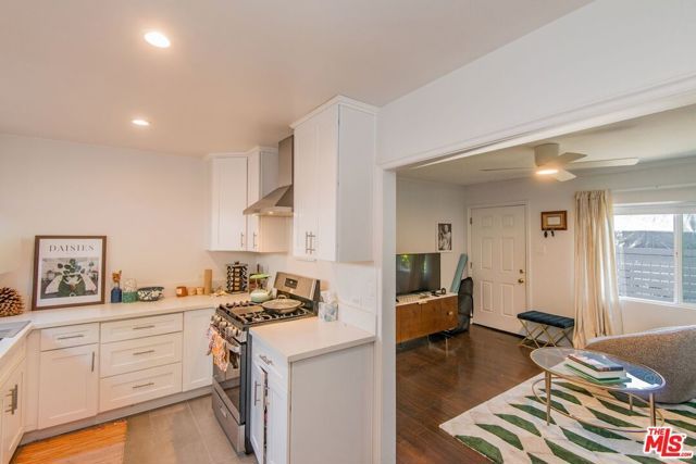 2962 S West View Street, Los Angeles, CA 90016