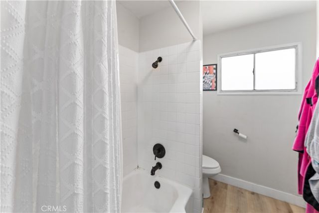 923 W Maple Avenue, Orange, CA 92868