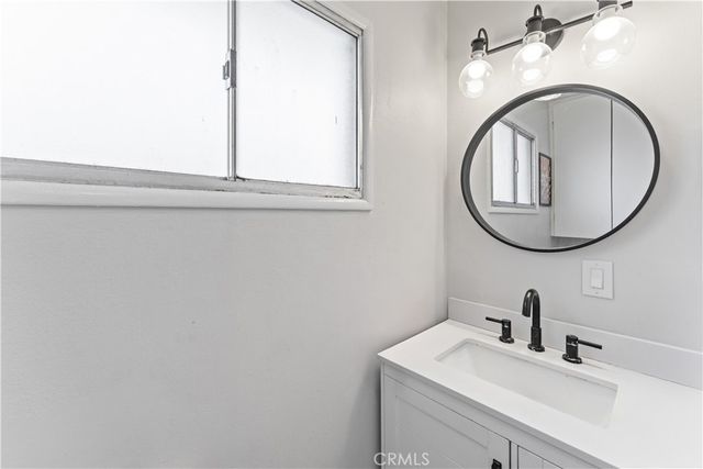 923 W Maple Avenue, Orange, CA 92868