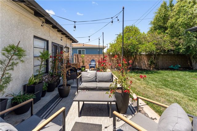 923 W Maple Avenue, Orange, CA 92868