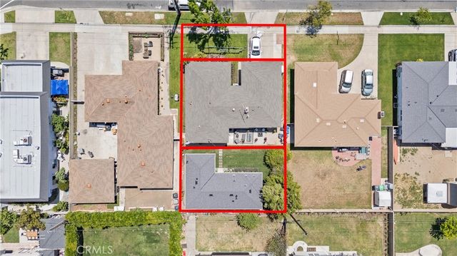 923 W Maple Avenue, Orange, CA 92868
