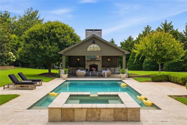 210 Tifton Lane, Roswell, GA 30075