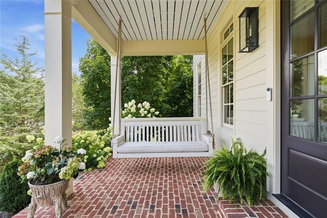 210 Tifton Lane, Roswell, GA 30075