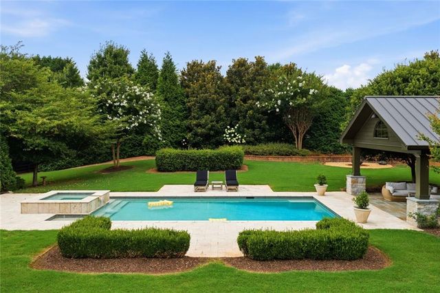 210 Tifton Lane, Roswell, GA 30075