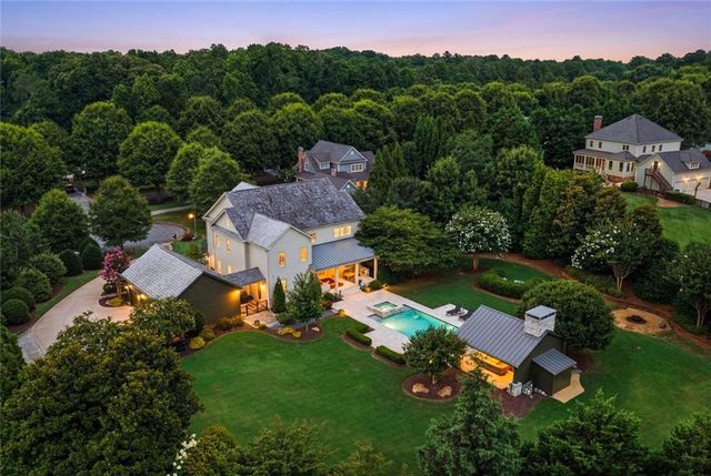 210 Tifton Lane, Roswell, GA 30075