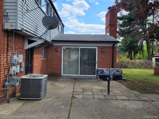 8831 Sioux, Redford Charter Township, MI 48239