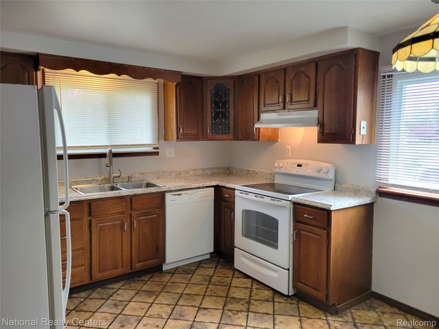 8831 Sioux, Redford Charter Township, MI 48239