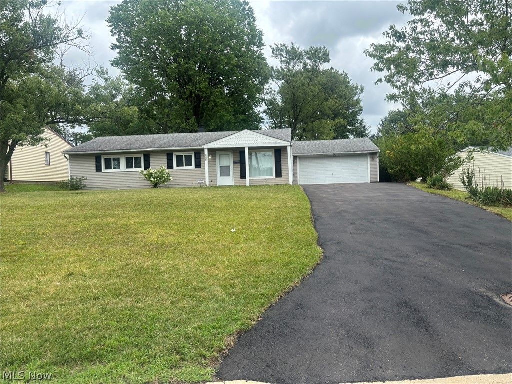 6255 Randolph Road, Bedford Heights, OH 44146