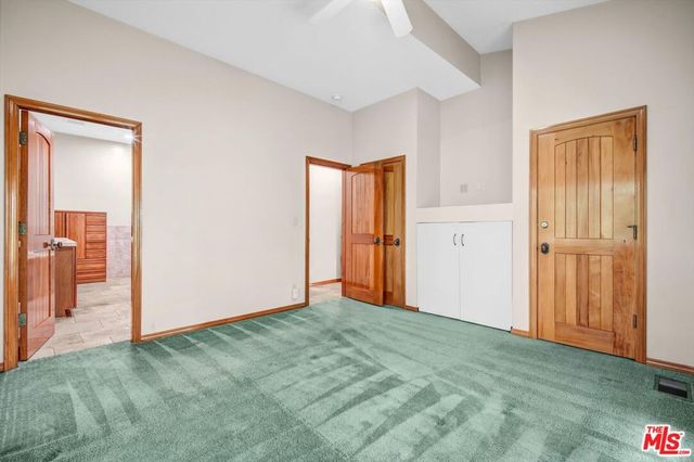 5653 Shirley Avenue, Tarzana, CA 91356