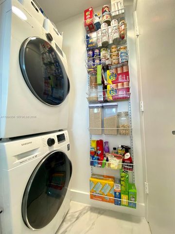 253 NE 2nd St 2703, Miami, FL 33132