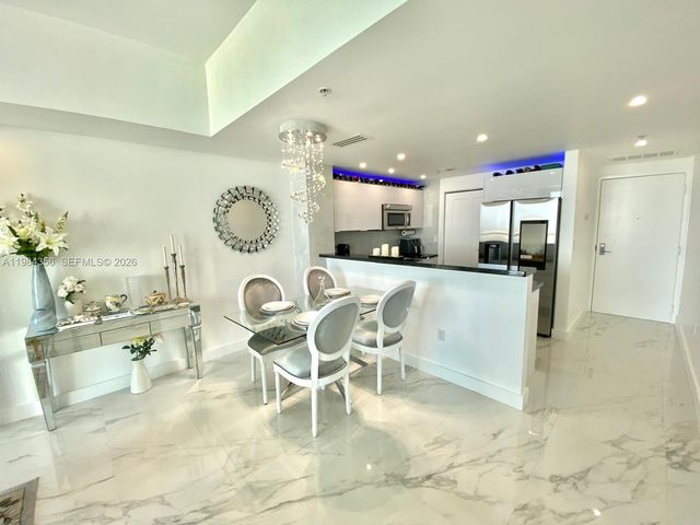 253 NE 2nd St 2703, Miami, FL 33132