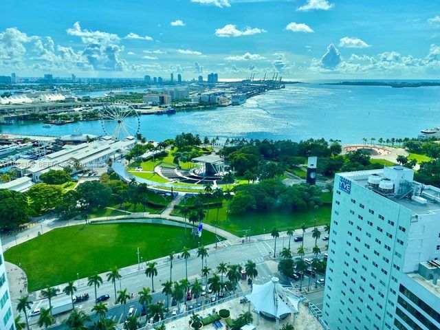 253 NE 2nd St 2703, Miami, FL 33132