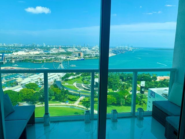 253 NE 2nd St 2703, Miami, FL 33132