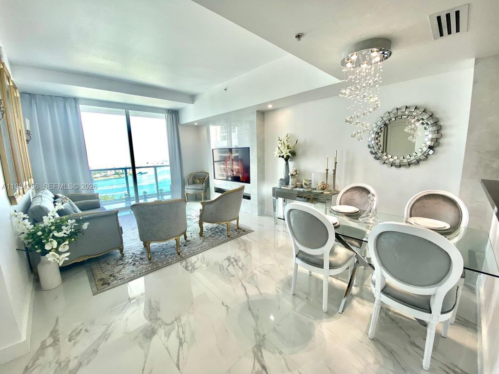 253 NE 2nd St 2703, Miami, FL 33132