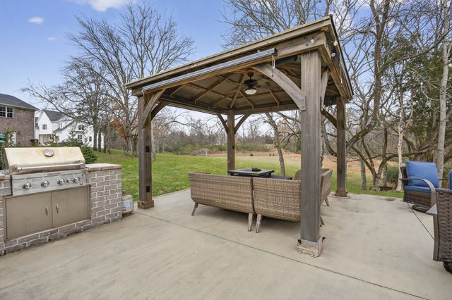 207 Kortney Marie Pl, Mount Juliet, TN 37122