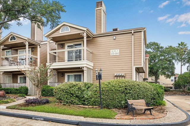 1880 White Oak Drive 134, Houston, TX 77009