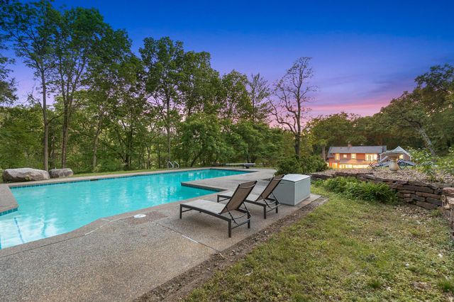 18150 Shavers Lane, Wayzata, MN 55391
