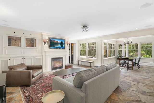 18150 Shavers Lane, Wayzata, MN 55391