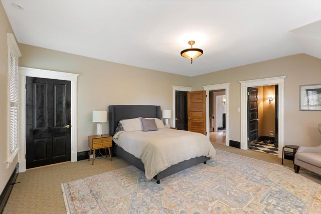 18150 Shavers Lane, Wayzata, MN 55391