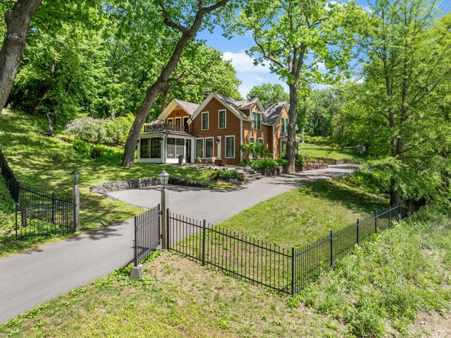 18150 Shavers Lane, Wayzata, MN 55391