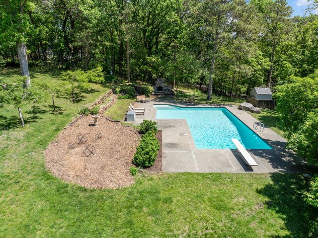 18150 Shavers Lane, Wayzata, MN 55391