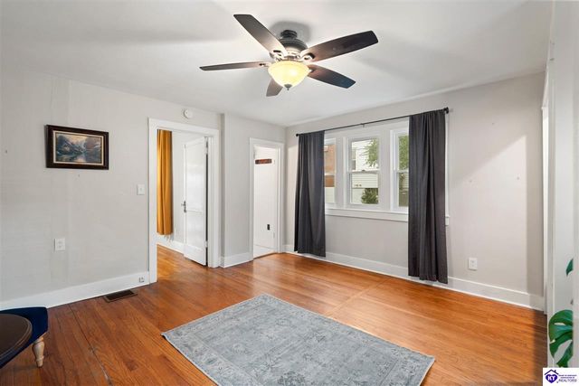 211 W Poplar Street, Elizabethtown, KY 42701