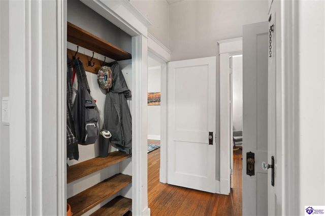 211 W Poplar Street, Elizabethtown, KY 42701