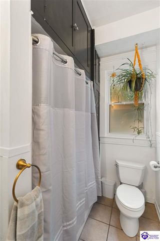 211 W Poplar Street, Elizabethtown, KY 42701