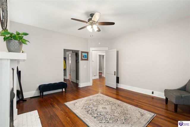 211 W Poplar Street, Elizabethtown, KY 42701