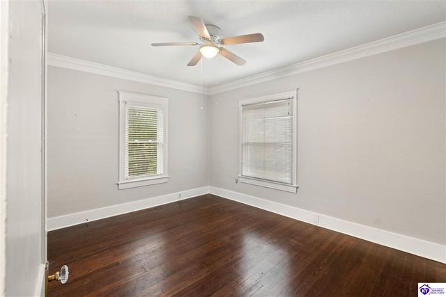 211 W Poplar Street, Elizabethtown, KY 42701