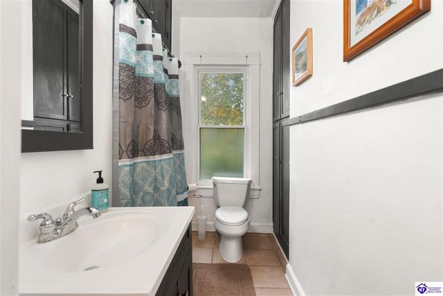 211 W Poplar Street, Elizabethtown, KY 42701