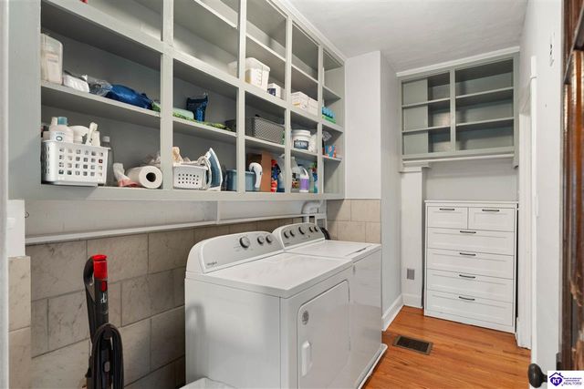 211 W Poplar Street, Elizabethtown, KY 42701