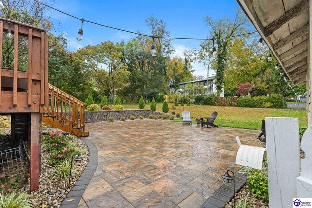 211 W Poplar Street, Elizabethtown, KY 42701