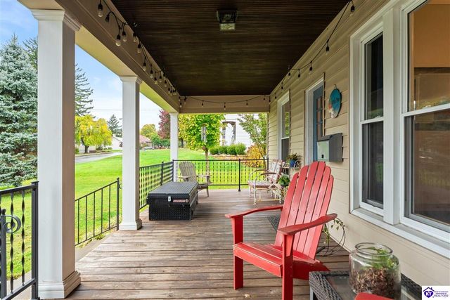 211 W Poplar Street, Elizabethtown, KY 42701