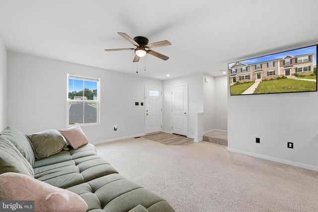 309 WILLIAMS STREET, Strasburg, VA 22657