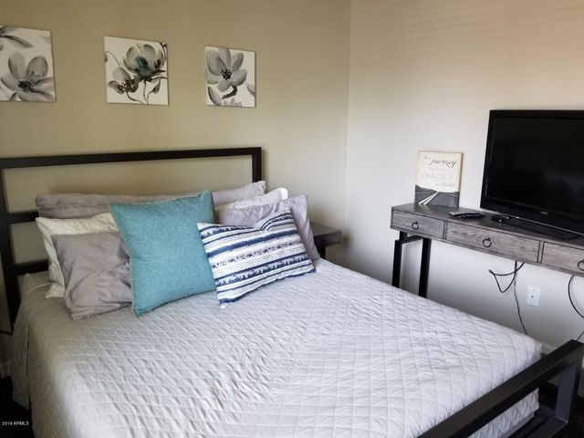 752 S Beck Avenue, Tempe, AZ 85281