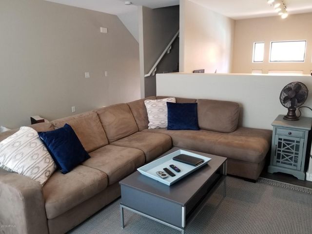 752 S Beck Avenue, Tempe, AZ 85281