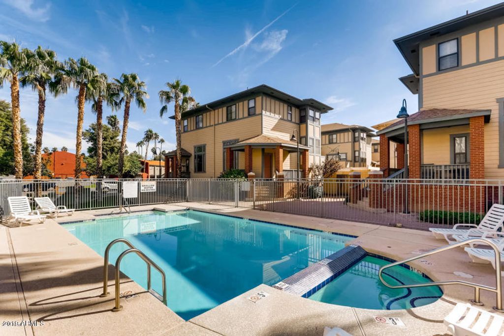 752 S Beck Avenue, Tempe, AZ 85281