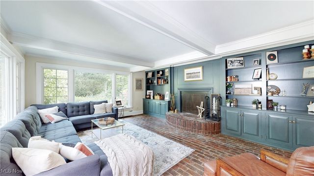 11865 Africa Acres Drive, Chesterland, OH 44026